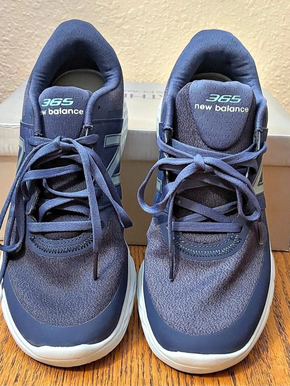 New Balance WA365BL Blue & White Athletic Shoes US 9.5